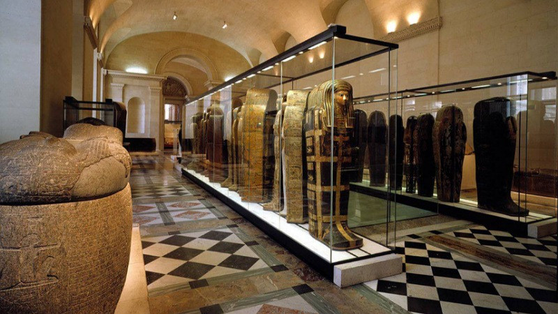 Desastre en el Louvre: inundación por tuberías en mal estado destruye obras y documentos históricos 