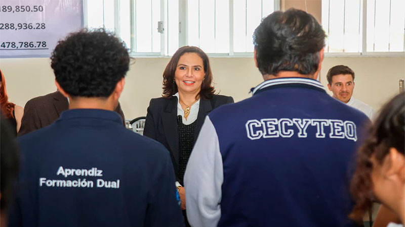 Entregan equipamiento y rehabilitación del Taller Industrial en CECyTEQ del plantel La Esperanza  