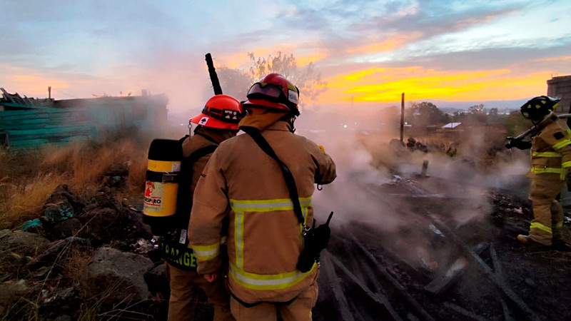 Se incendia humilde vivienda en colonia irregular de Morelia, Michoacán  