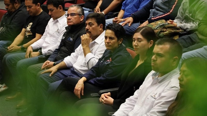 Clausuran programa Conecta tu Futuro en la UPQ 