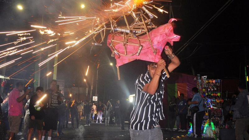 El uso de la pirotecnia en celebraciones religiosas debe ser responsable: Martín Lara 