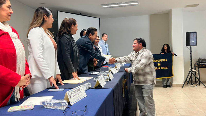 Destacan oportunidades en el campo laboral de estudiantes de la Licenciatura en Trabajo Social de la UMSNH 