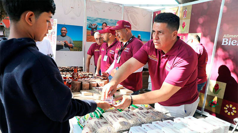 Zamora recibe Feria del Bienestar, dentro del Plan Michoacán por la Paz y la Justicia 