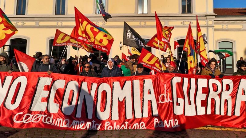 Protestan en las principales ciudades de Italia contra ley de presupuestos de Meloni 