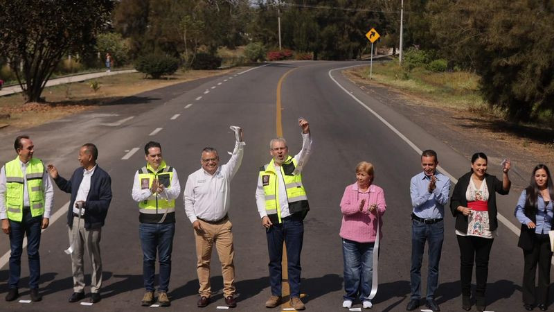 Inaugura Bedolla rehabilitación carretera Tocumbo-Cotija; impulsa el desarrollo regional 