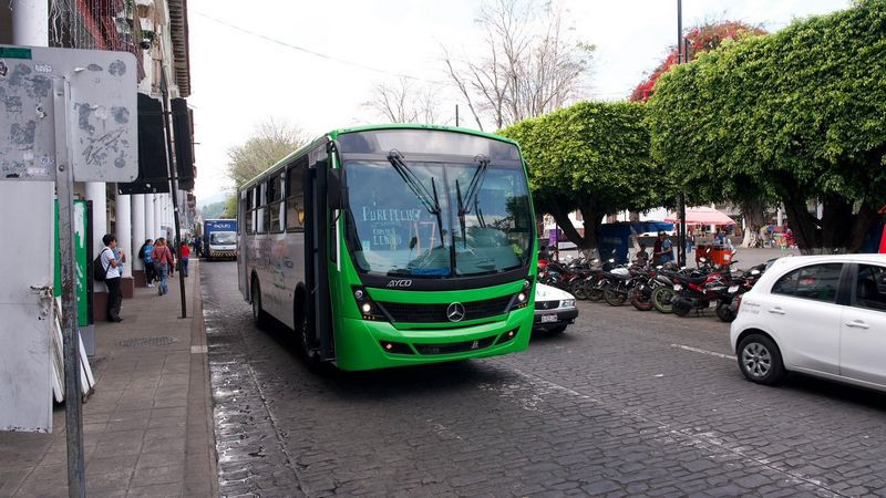 Comienzan a circular nuevos autobuses de Uruapan: Gladyz Butanda 