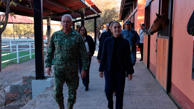 Sheinbaum y titular de Defensa visitan el Campo Militar de Santa Gertrudis 