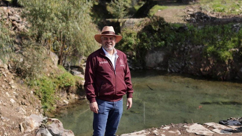 Bedolla apuesta por tecnología satelital para combatir la extracción ilegal de agua 