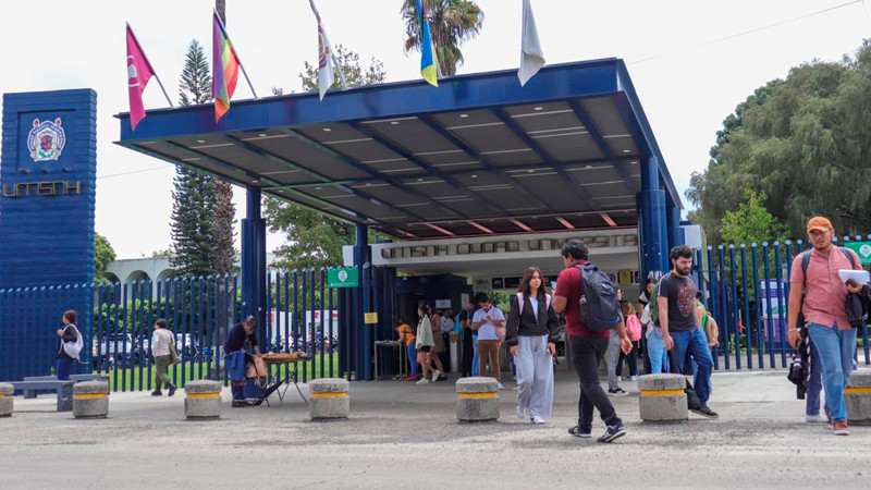 Hoy, nicolaitas recibirán el pago del 100 por ciento de aguinaldo; Yarabí Ávila cumple con las y los trabajadores  