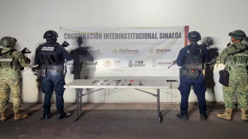 Aseguran celulares y armas "hechizas" en penal de Culiacán, en operativos sorpresa 