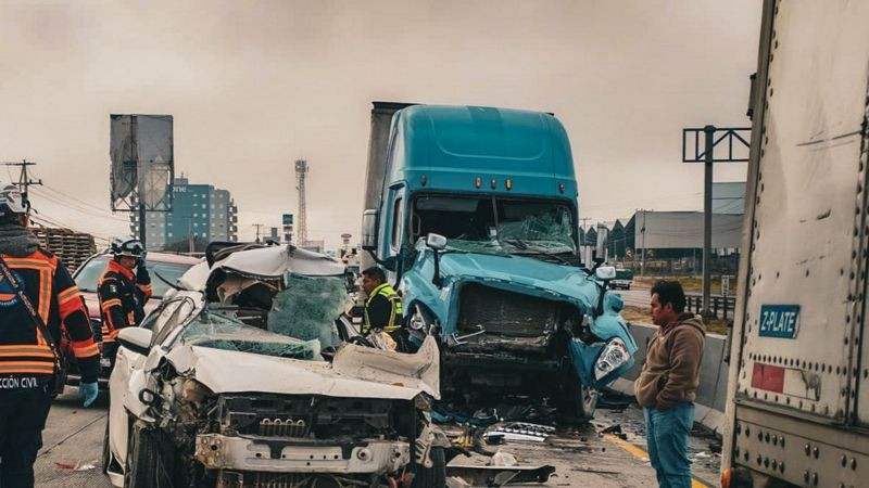 Saldo de dos lesionados deja accidente en la autopista 57 México-Querétaro 