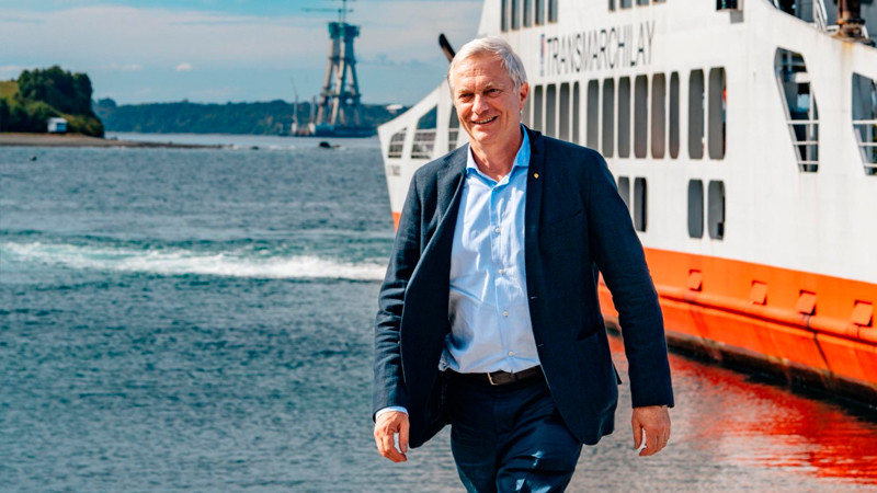 Presidente electo de Chile tilda a Maduro de dictador 