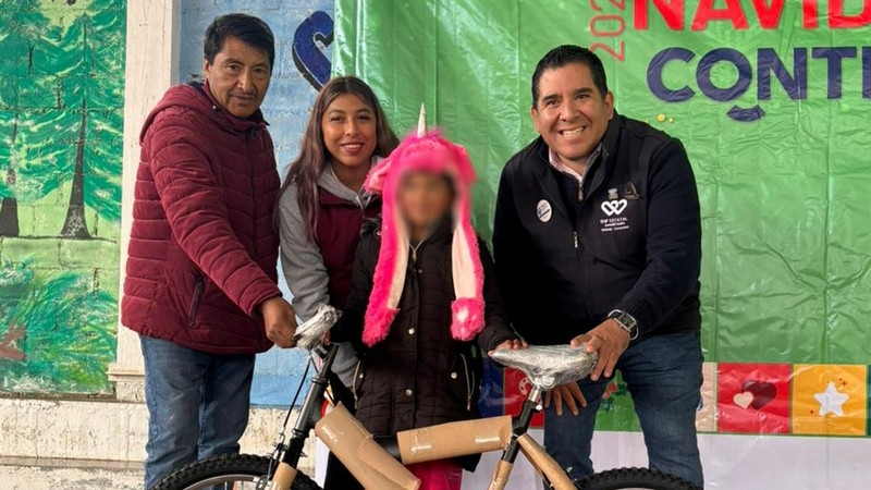 Celebra SEDIF posada navideña en Cadereyta de Montes, Querétaro 