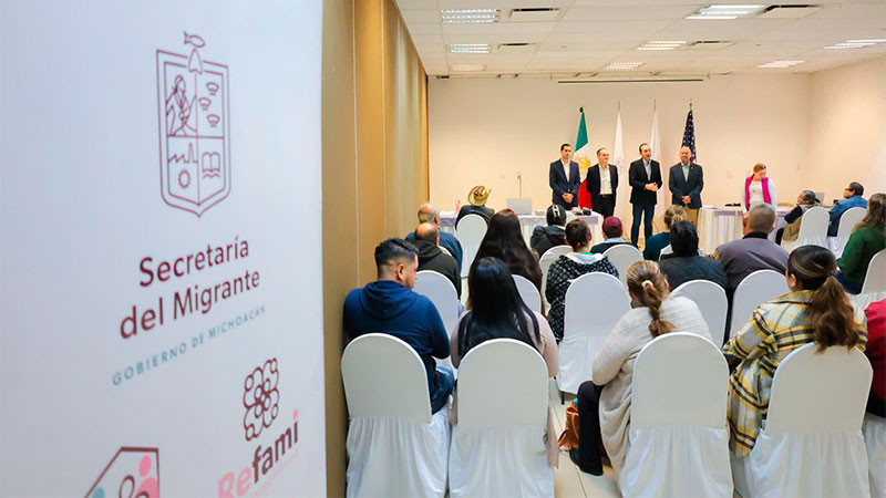 Semigrante acerca beneficios federales de EE. UU. a michoacanos en una jornada de atención 