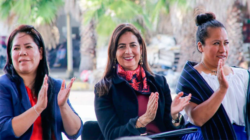 Impulsa SEE renovación tecnológica en escuelas: Gabriela Molina 