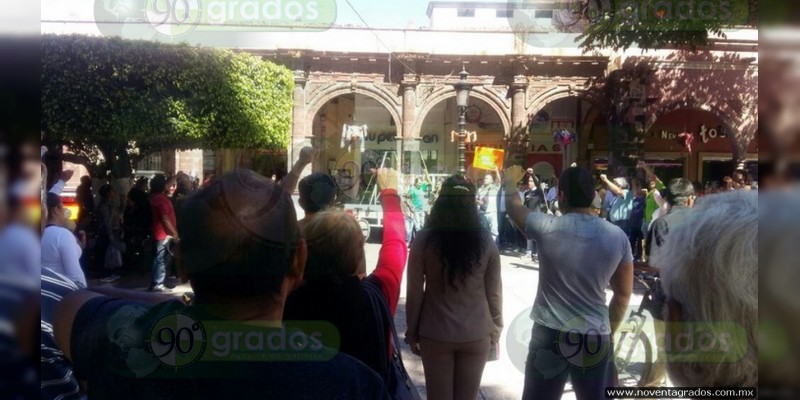 Michoacanos se manifiestan contra gasolinazo - Foto 4 