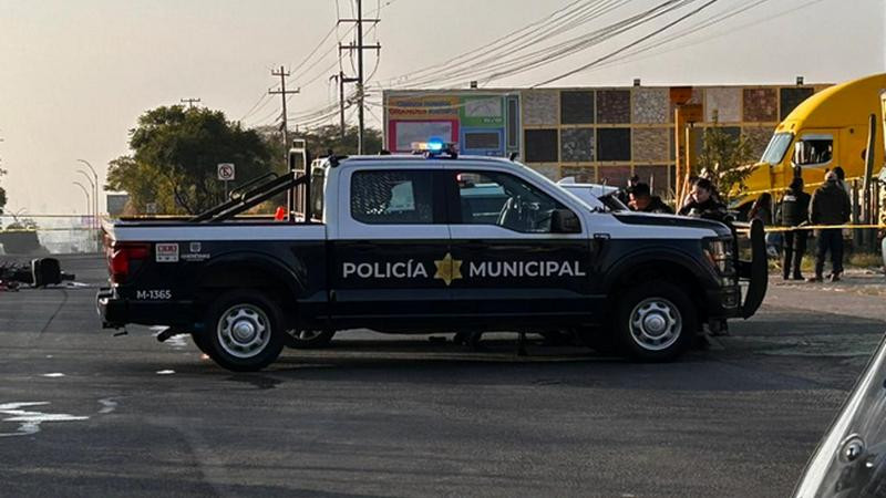 Motociclista pierde la vida en accidente en Paseo de la República en Querétaro 