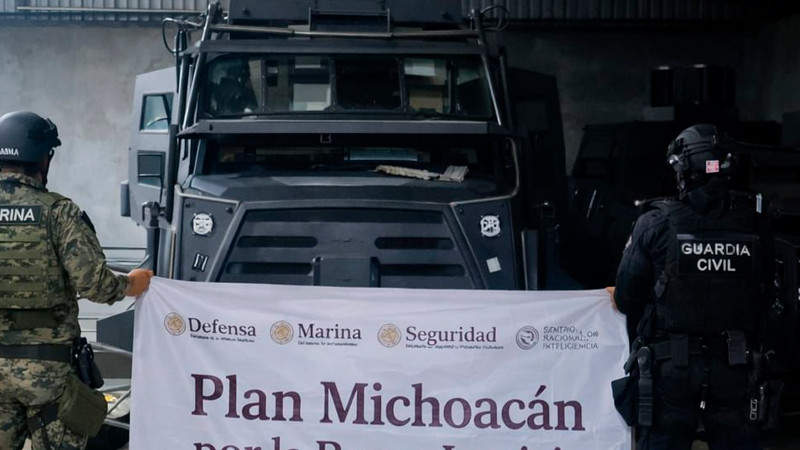 En Coahuayana, Michoacán aseguran presunta bodega para fabricación de vehículos blindados 