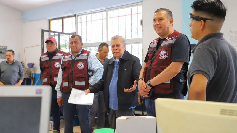 Échale una Mano a las Escuelas cierra 2025 con más de 950 planteles atendidos en Morelia: JC Barragán 