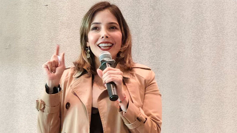 Fortalece Brissa Arroyo lazos con la ciudadanía mediante su programa Ayudando en Serio  