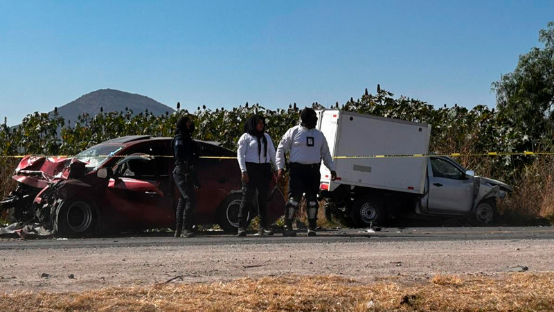 Fatal choque de frente en la carretera a Chichimequillas  