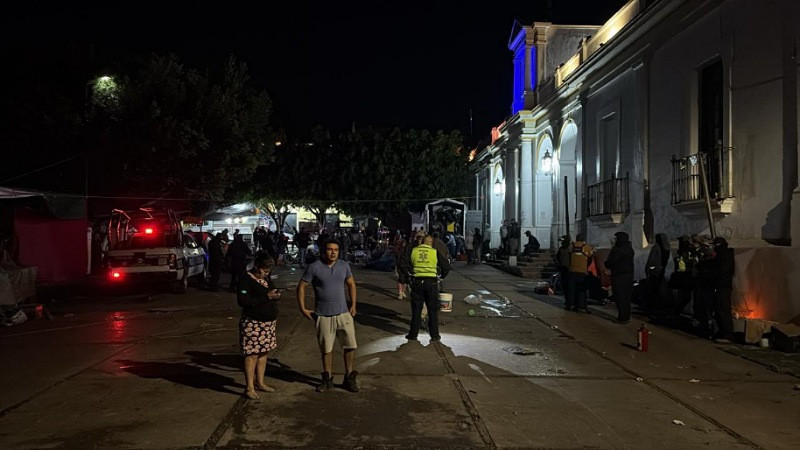 Comerciantes de antojitos en Tepoztlán se manifiestan en la Ciudad de México; piden ayuda de Claudia Sheinbaum luego de ser desalojados 