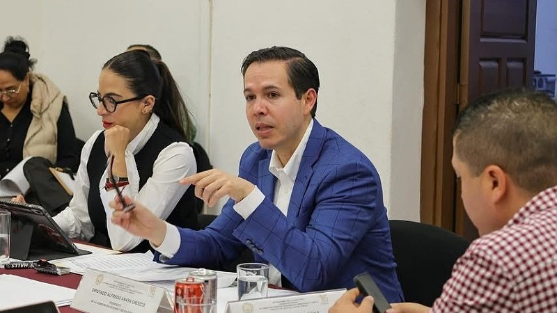 Invita el Diputado Alfredo Anaya Orozco a las michoacanas y michoacanos o no comprometer parte de su patrimonio en estas fiestas decembrinas 