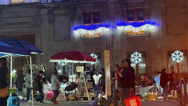 Habilitan espacios para artesanos en Querétaro 