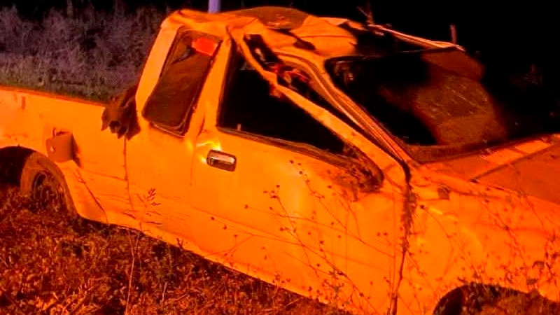 Muere en un hospital de Buenavista, Michoacán, joven que volcó con su camioneta  