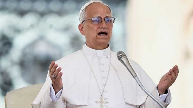 Papa León XIV llama a dejar atrás el odio en su primera Bendición Urbi et Orbi 