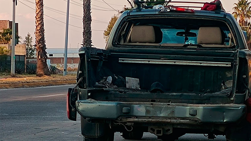 Explosión por pirotecnia en una camioneta, deja 4 jóvenes lesionados en Celaya, Guanajuato 