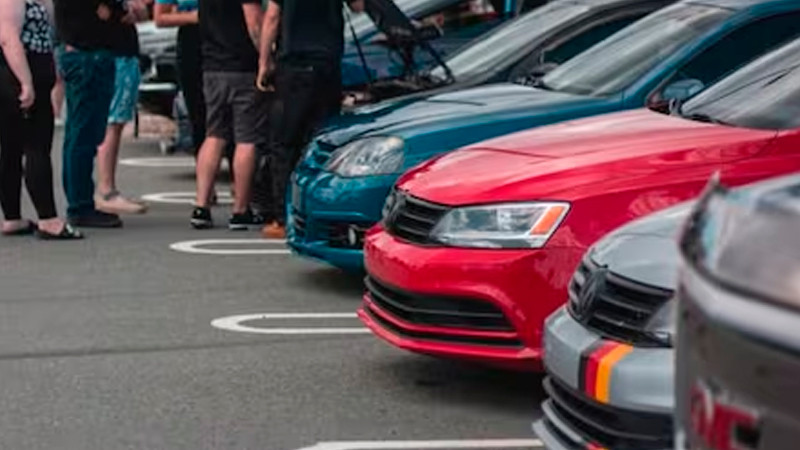 Sheinbaum deroga decreto de AMLO que permitía regularización de "autos chocolate" 