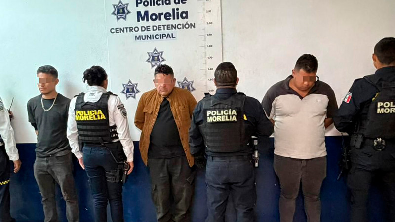 En Morelia, Michoacán, detienen a tres en posesión de armas de fuego 