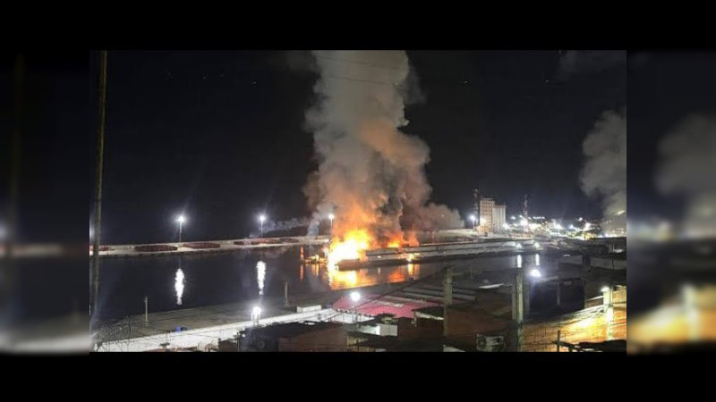 Llueven bombas y balas sobre Caracas: Fuego y explosiones en aeropuertos, bases militares y sedes del poder; Venezuela acusa ataque de EEUU