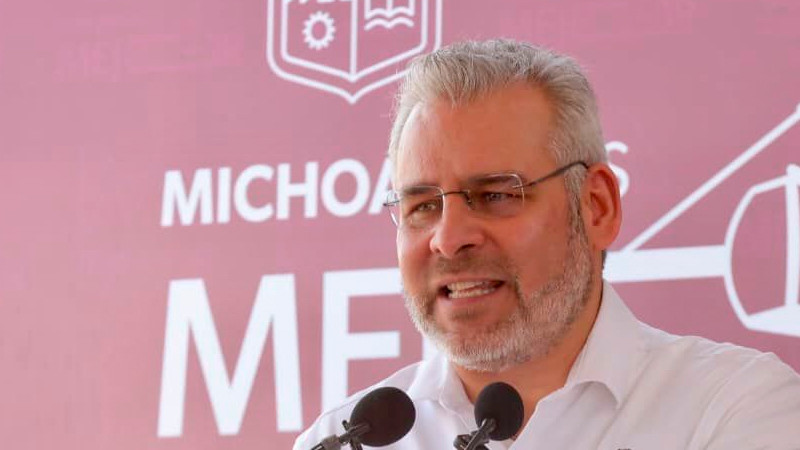 Inaugura Bedolla rehabilitación carretera entre Penjamillo y Numarán; fortalecerá productividad regional 