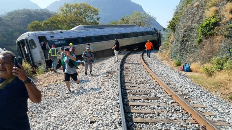 Dan de alta a otro paciente del descarrilamiento del Tren Interoceánico en Oaxaca; permanecen hospitalizadas 4 personas  