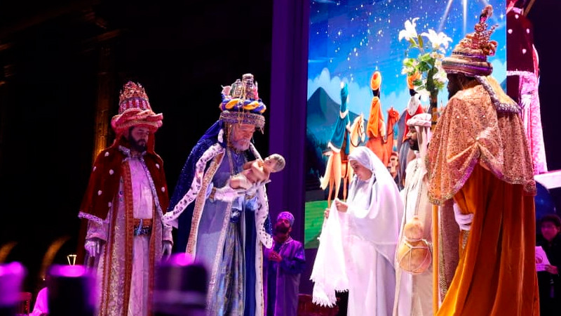 Exitosa y espectacular Cabalgata de los Reyes Magos en Morelia 