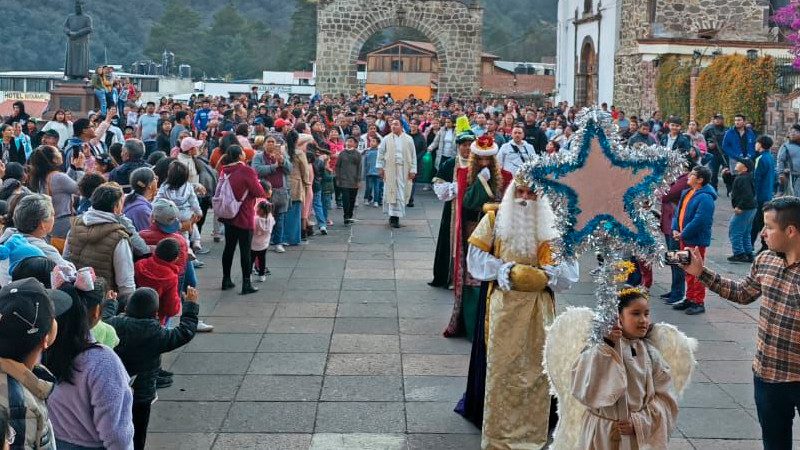 Los Reyes Magos llenaron de ilusión a las infancias de Pátzcuaro y Tlalpujahua: Sectur 