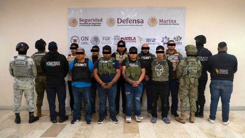 Detienen en Puebla a 9 presuntos integrantes de grupo criminal jalisciense 