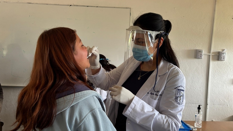 Promueve SESA la aplicación de barniz de Flúor para fortalecer la salud bucal infantil 