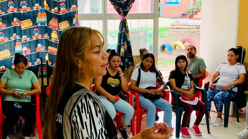 La paz comienza en casa, Barragán impulsa talleres de crianza responsable en el regreso a clases 