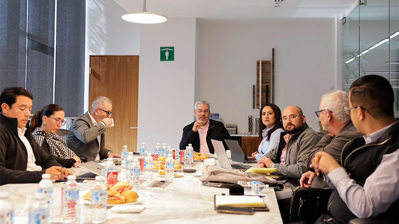 En este mes arrancan pruebas del teleférico de Uruapan: Bedolla 