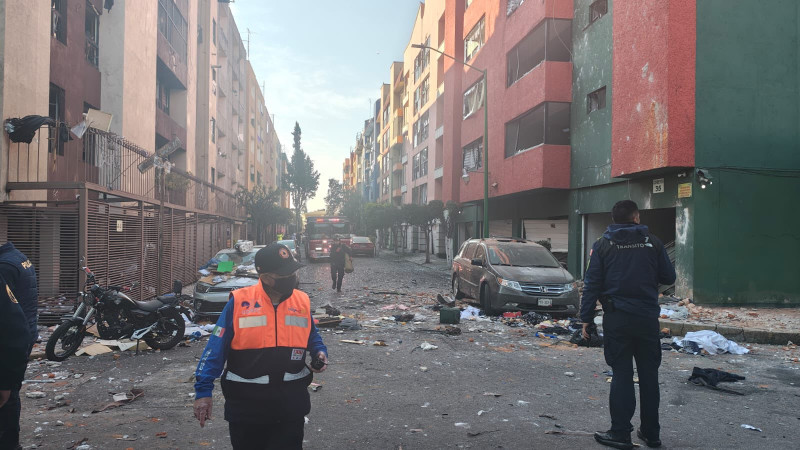Explosión por gas sacude condominio en la CDMX: cinco lesionados y siete edificios dañados 