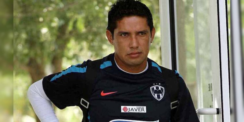 Cabrito Arellano está prófugo de la ley  