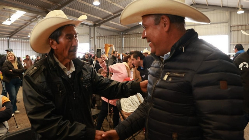 Entrega SEDEA apoyos en concurrencia en San Juan del Río 