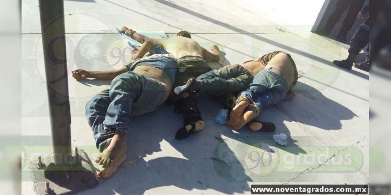 En calles de Chilapa, Guerrero, abandonan cuatro cadáveres y un mensaje - Foto 2 