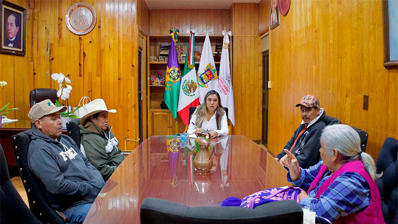  Dayana Pérez Mendoza fortalece el diálogo con la comunidad indígena de Santa Clara del Cobre 