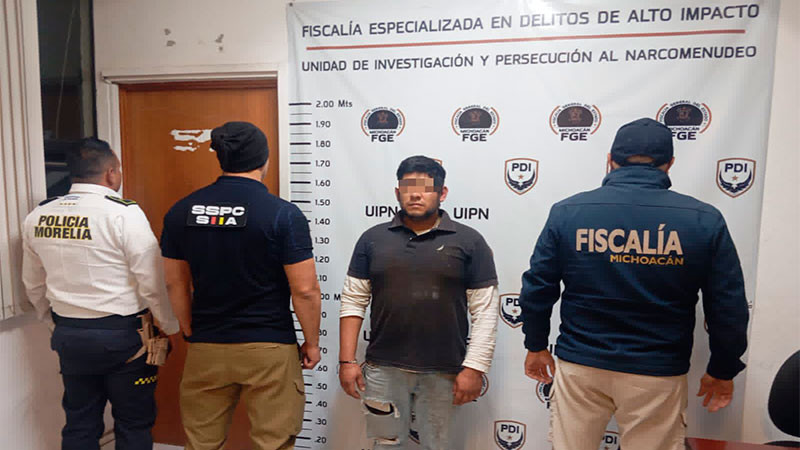 En Morelia, Michoacán: Detienen a un sujeto y recuperan vehículos robados con violencia 