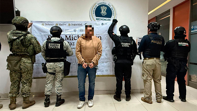 En Zamora, Michoacán: Aseguran a un hombre, un vehículo y tres armas de fuego 