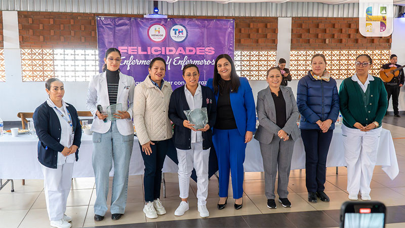 Jeovana Alcántar, reconoció la labor de las enfermeras y enfermeros en su día en Ciudad Hidalgo, Michoacán 